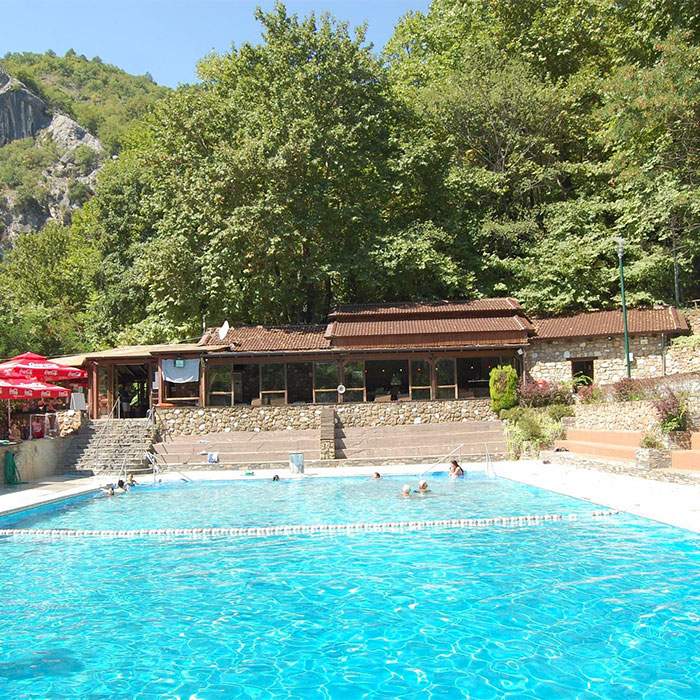 Pozar Baths, Pella