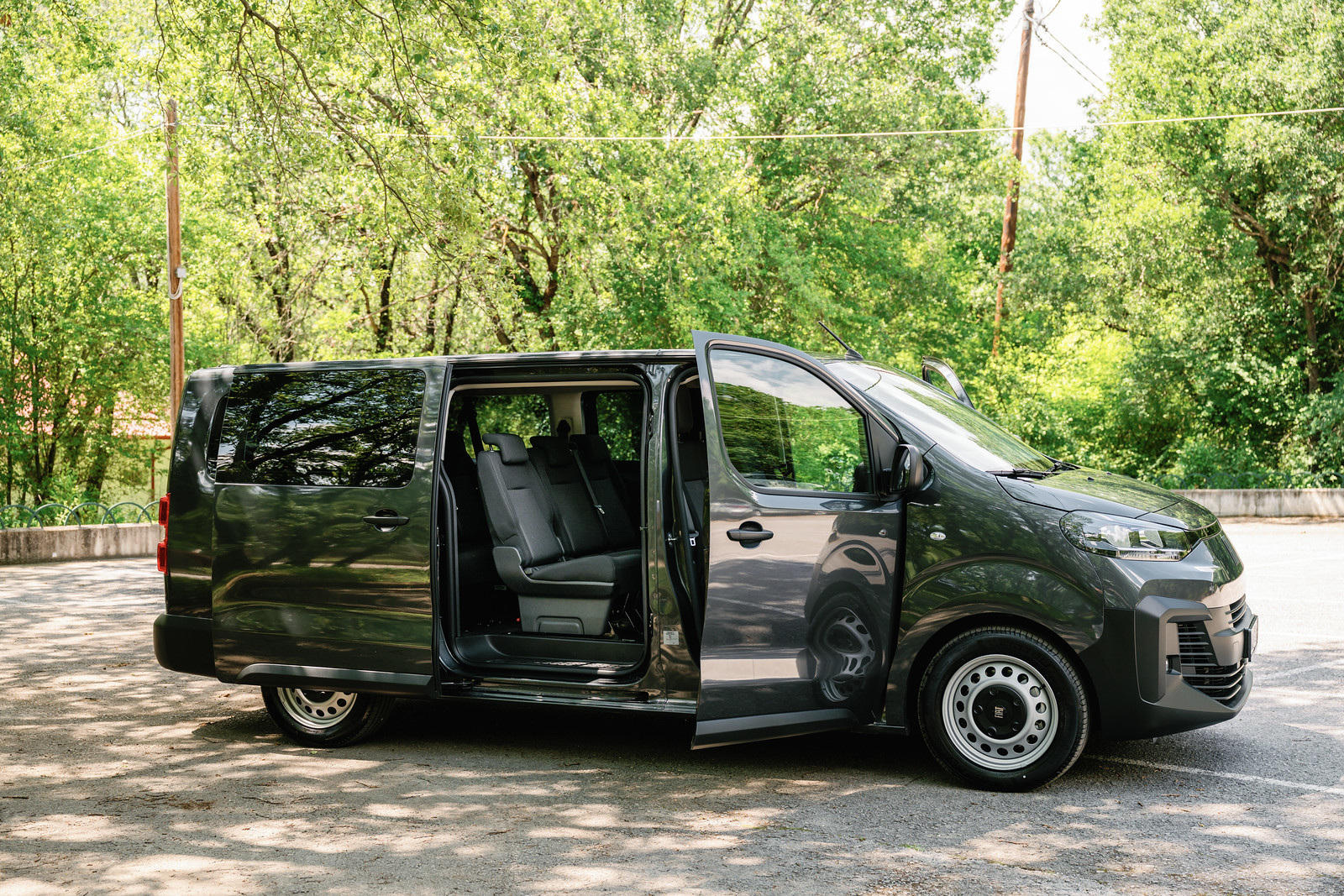 Minivan